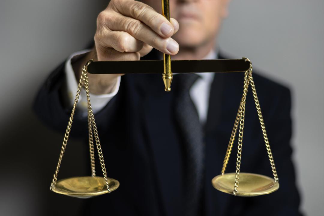 Legal and Jurisprudential Dimensions of Going Concern Sales